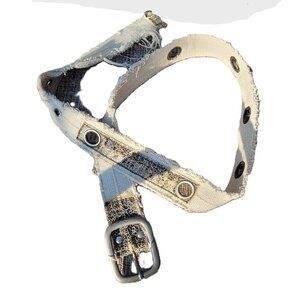 Women's / Juniors distressed vintage belt